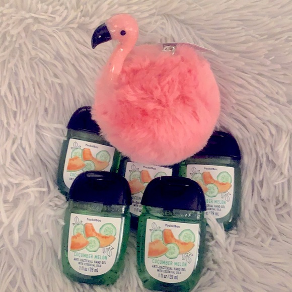Bath & Body Works Other - BBW 5 CUCUMBER MELON pocketbacs & FLAMINGO holder!